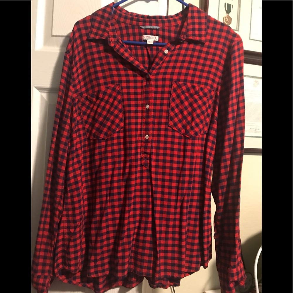 Women’s button down flannel
